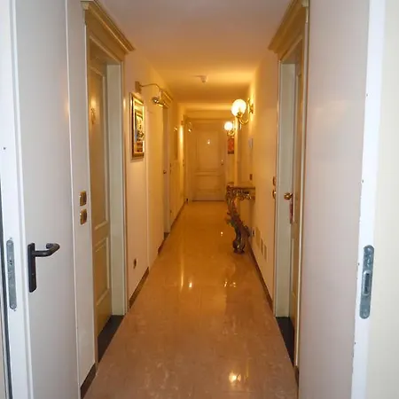 Ξενοδοχείο Due Mari 4*