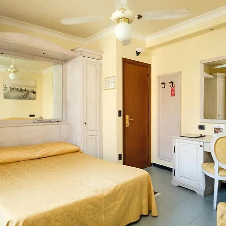 Szálloda Due Mari 4*