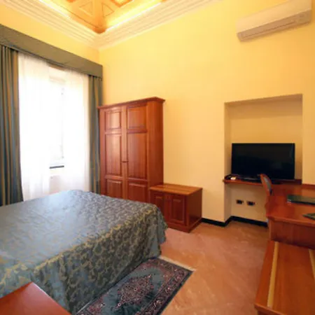 Due Mari سيستري ليفانتي