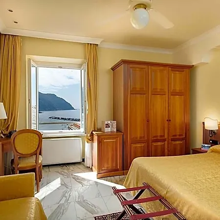Hotel Due Mari 4*