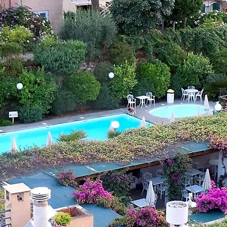 Hotel Due Mari 4*